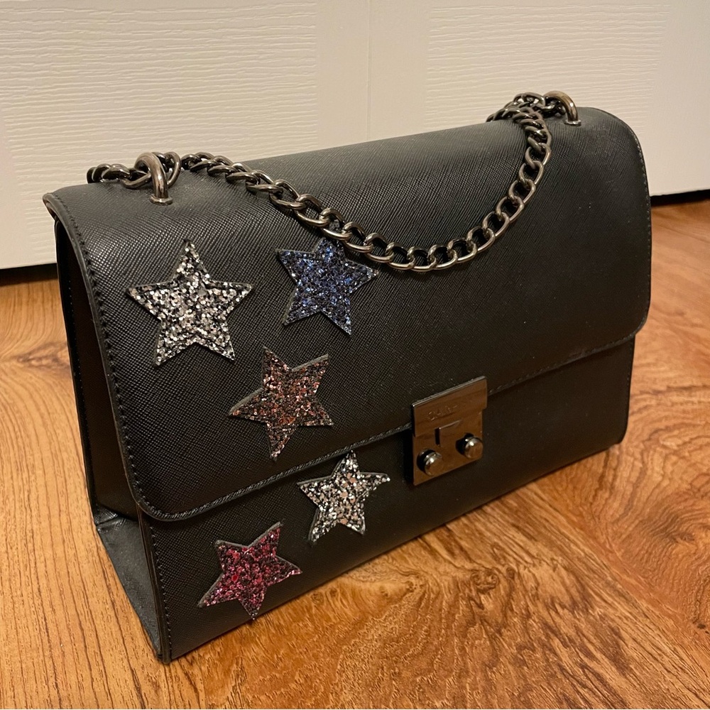Carpisa Glitter Star Embellished Crossbody Chain Bag